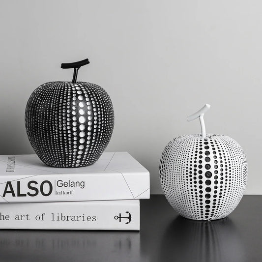 Yayoi Apple